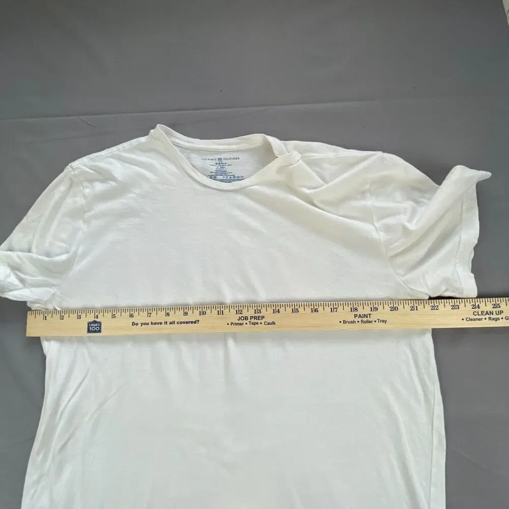 Tommy Hilfiger Mens Large White Short Sleeve Crew Neck T-Shirt Flag Logo